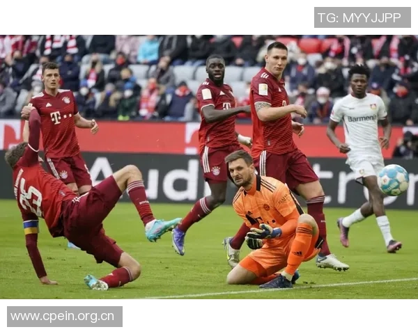 错失绝佳机会加克波助攻维尔茨近距离射门被阿雷奥拉神勇扑救