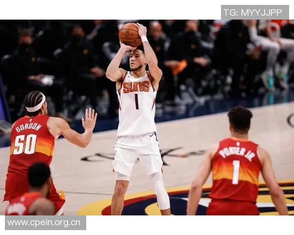 奥特布克确认轻微拉伤身体状况良好令全队松了一口气