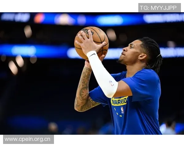 普理查德表现稳定17投7中三分8投3中贡献19分外加4篮板3助攻1抢断