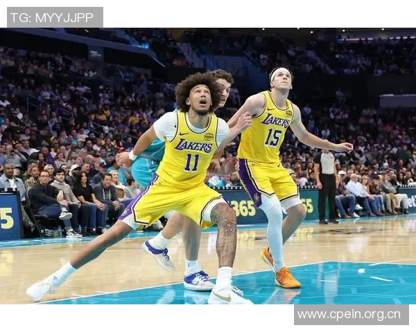 从51分到绝杀时刻里夫斯崛起为湖人新领袖展现全能风采