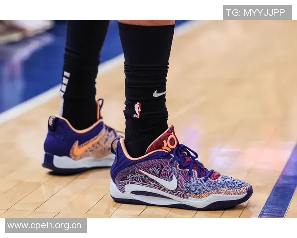 瑞安内姆哈德新秀赛季25分10助攻创纪录兄弟同辉成就传奇 瑞安内姆哈德新秀赛季25分10助攻创纪录兄弟同辉成就传奇